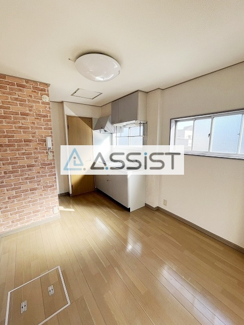 メゾン小山の居間・リビング