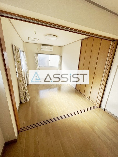 メゾン小山の内装