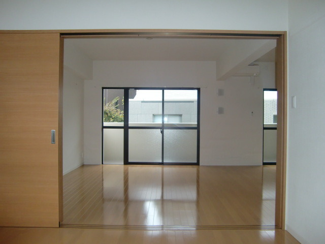 リブレ御影の居間・リビング