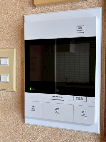 ライオンズマンション水前寺第2の防犯設備|カメラ付インターホンです！防犯上でかかせません♪