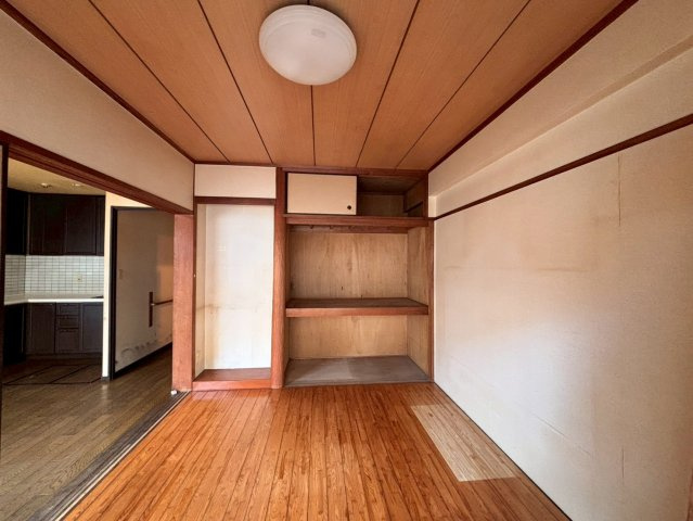 ライオンズマンション水前寺第2の収納|リビング隣接の為、リフォームしやすい設計になってます！