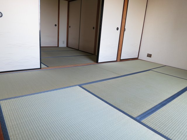 第1湊川マンションの和室|和室があれば客間としても活用できます