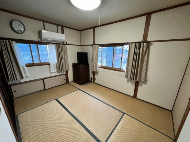 松江町戸建ての和室