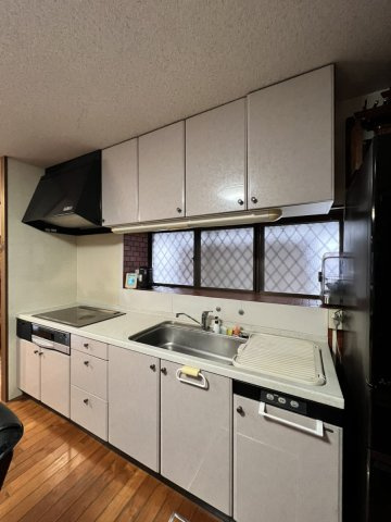 松江町戸建てのキッチン