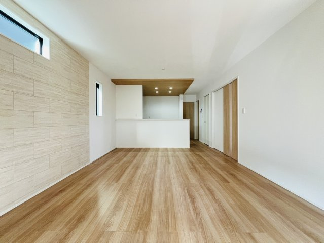 高浜市沢渡町3丁目3番14の一部『仲介手数料無料』新築戸建ての居間・リビング