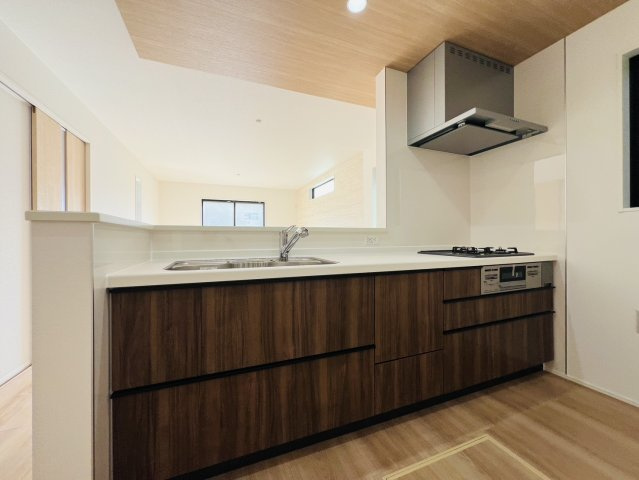 高浜市沢渡町3丁目3番14の一部『仲介手数料無料』新築戸建てのキッチン