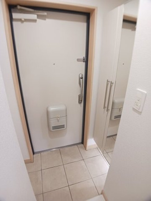 【玄関】 | レクイアーレ大宮