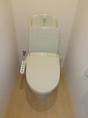 【トイレ】 | カーサ　フェリス | シャワー付トイレ