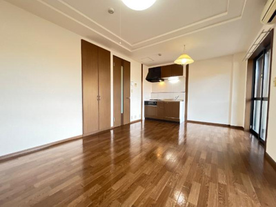 【居間・リビング】 | グランドヒルズ光 | リビング