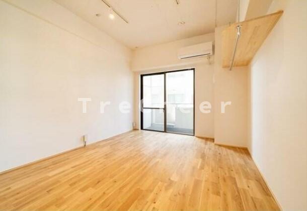 朝日第二目白台マンションの居間・リビング