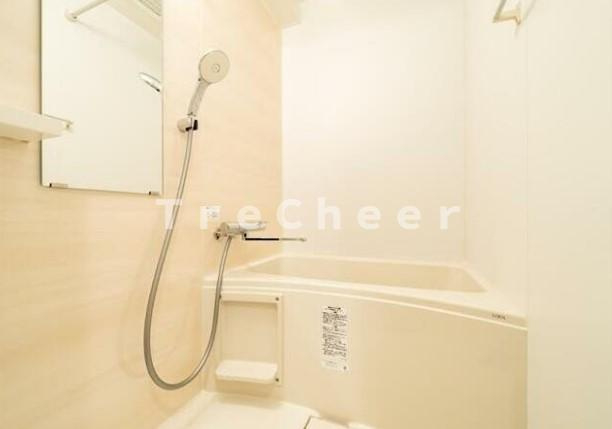 朝日第二目白台マンションの浴室