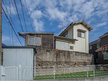 安佐南区高取北１丁目の外観