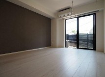 【寝室】 | レオーネ方南町