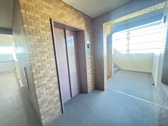 ライオンズマンション高崎のその他共用部分|エレベーターです。