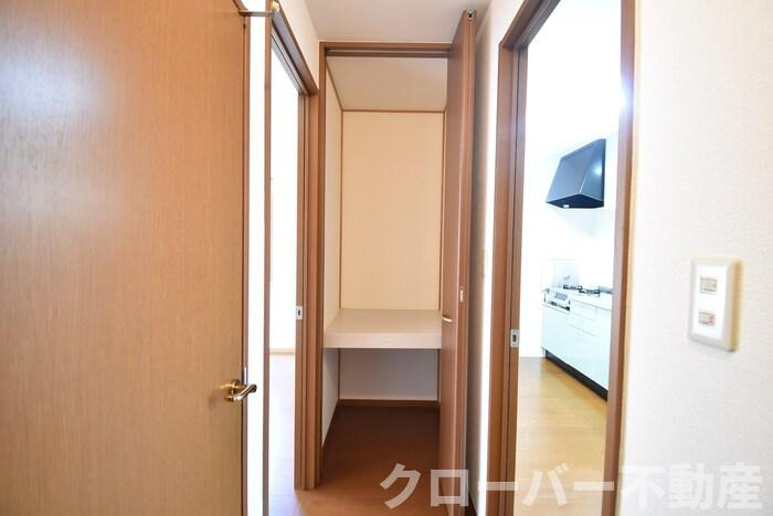 リビングタウン宇多津 D棟の収納|物入