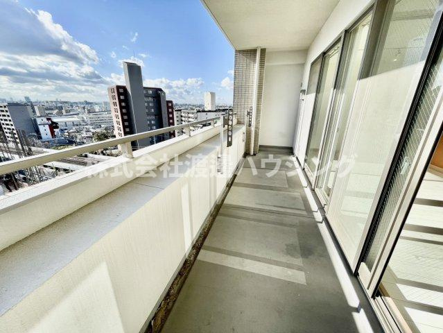 スティングのバルコニー