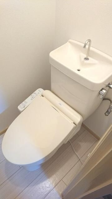 ビラ松木のトイレ