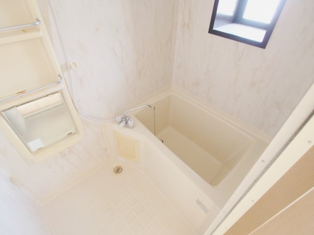 フォブール中野東の浴室