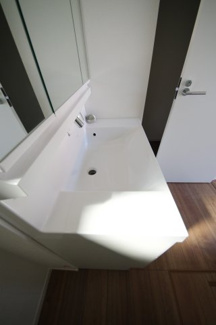 【独立洗面台】 | 【仲介手数料無料！！】府中市分梅町5丁目　新築戸建て（全2棟）1号棟　7299万円