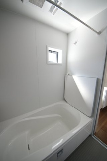 【浴室】 | 【仲介手数料無料！！】府中市分梅町5丁目　新築戸建て（全2棟）1号棟　7299万円