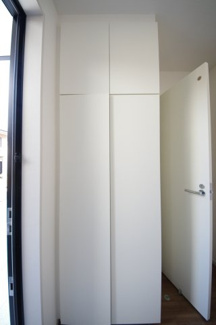 【収納】 | 【仲介手数料無料！！】府中市分梅町5丁目　新築戸建て（全2棟）1号棟　7299万円 | 玄関収納