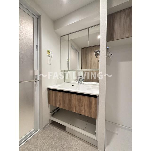 MODIER GINZA EASTの洗面所