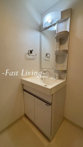 ラフィーネ音羽　東棟の洗面所