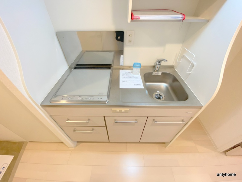 セレニテ心斎橋グランデ 仲介手数料無料のキッチン