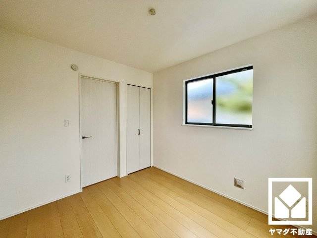 八幡市八幡長田の寝室