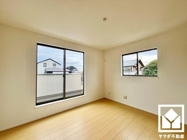 八幡市八幡長田の寝室