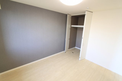 【洋室】 | シャーメゾンかつらぎ | 使い勝手のいい洋室です