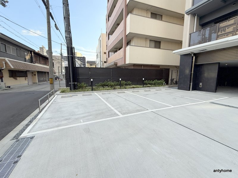ブランシエスタ森ノ宮　仲介手数料無料の駐車場