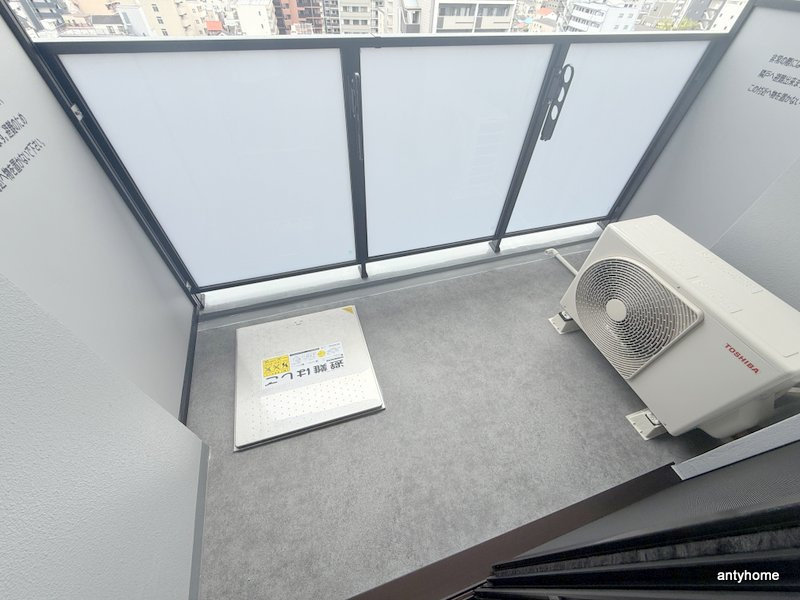 ブランシエスタ森ノ宮　仲介手数料無料のバルコニー