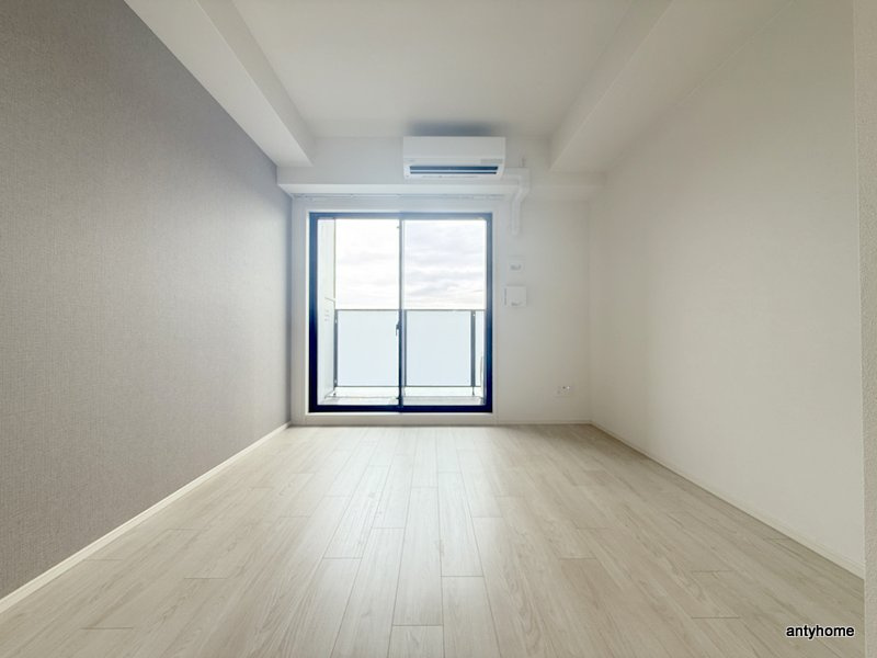 ブランシエスタ森ノ宮　仲介手数料無料の居間・リビング