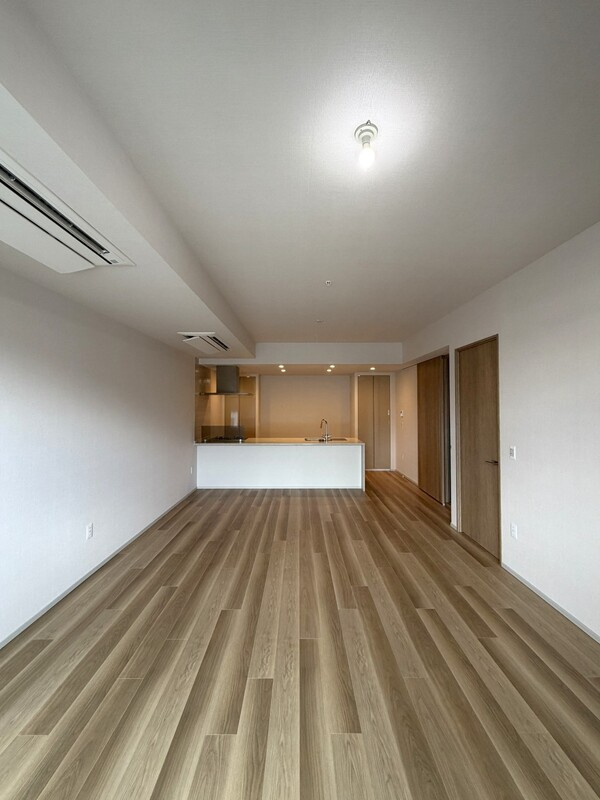 ジオタワー宝塚グランレジス南棟の内装