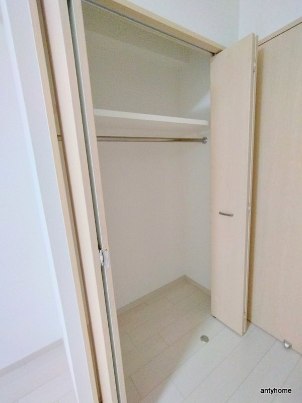 アーバンフラッツ心斎橋(旧La Douceur心斎橋)　仲介手数料無料の収納