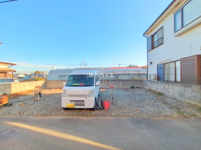 狭山市南入曽 新築戸建　リーブルガーデンの駐車場