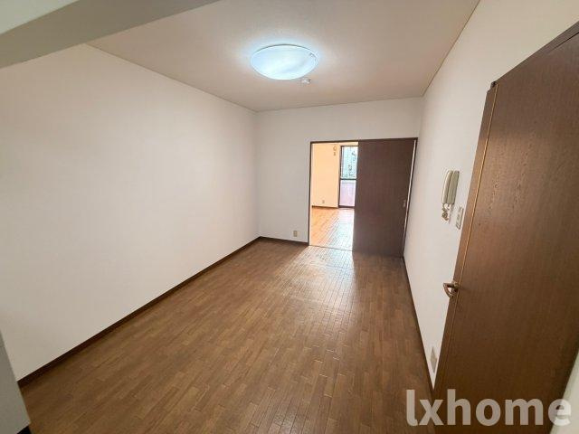 ファミーユ正雀の居間・リビング