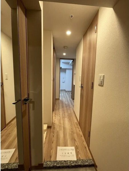 ESTEM COURT KAMEIDO TOKYO EASTの玄関