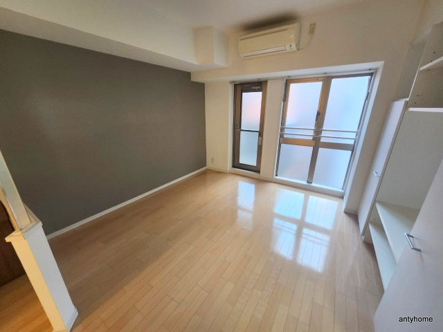 KDX堺筋本町レジデンス　仲介手数料無料の居間・リビング