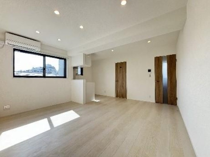 【居間・リビング】