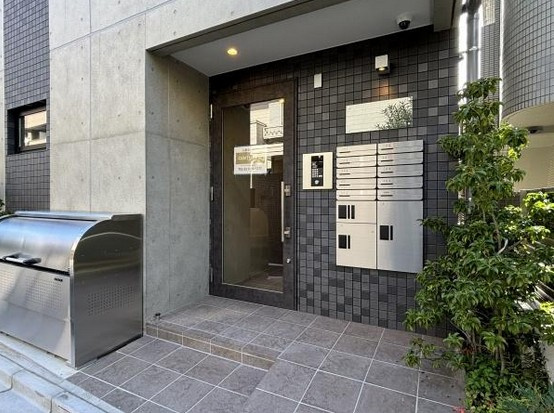 【エントランス】