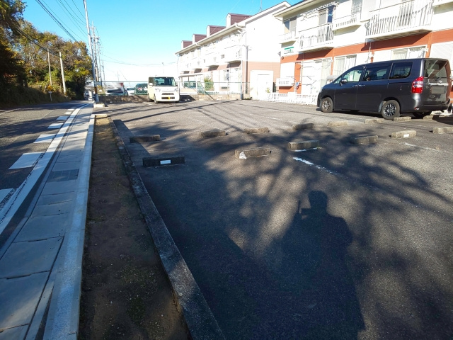 ハイツ蓑川の駐車場