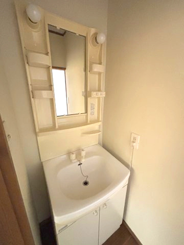 ハイツ栄連の洗面所