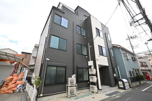 Ｋｍｓ　ｃｏｙｏ西日暮里