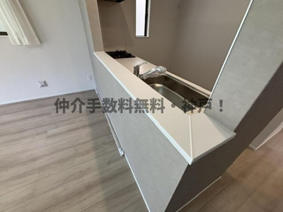 【キッチン】 | 神戸市垂水区本多聞6丁目　新築戸建B号棟　仲介手数料無料！ | お料理しやすいキッチンです