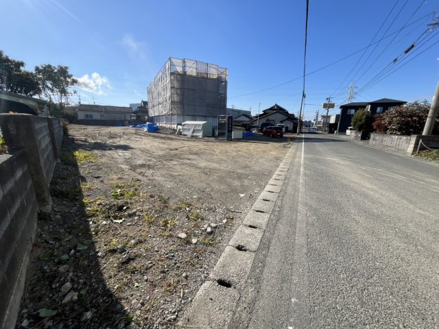 大村町　事業用地の前面道路含む現地写真