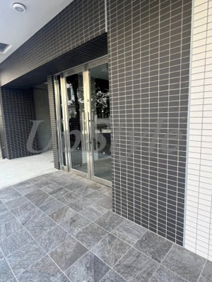 【エントランス】 | エストゥルースプラス両国