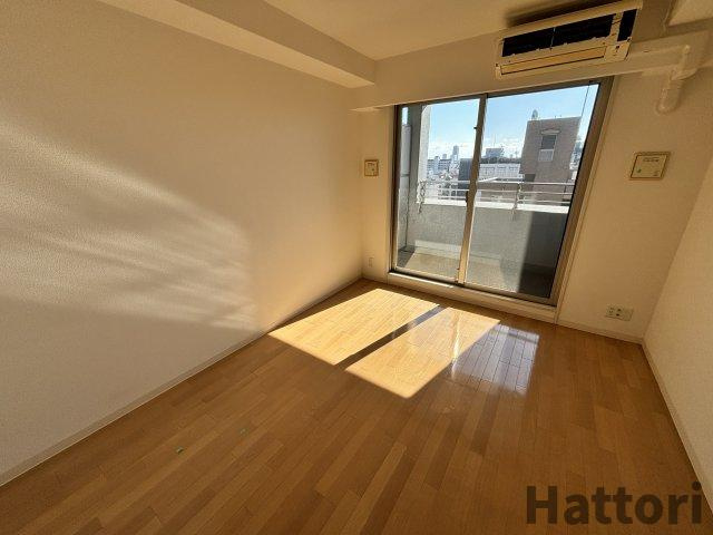 プラウドフラット新大阪の居間・リビング