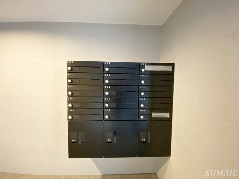 センプリーチェ西日暮里のその他共用部分|宅配BOXとPOSTです☆